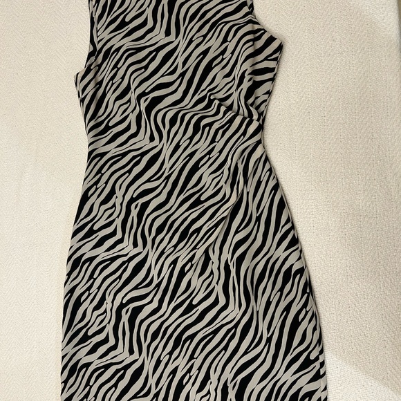 David Warren Petites Dress - Picture 4 of 5